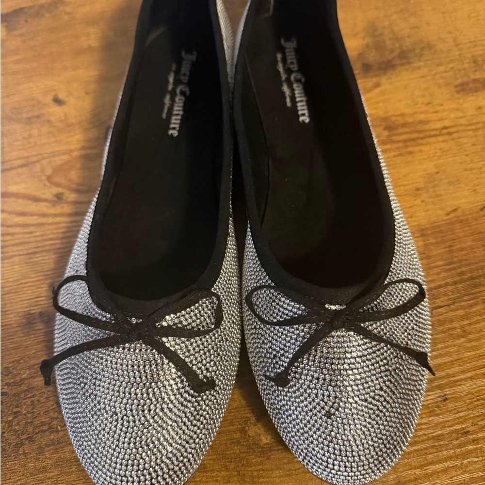 Juicy Couture Silver Women's Farrah Ballet Flats Size 9.5